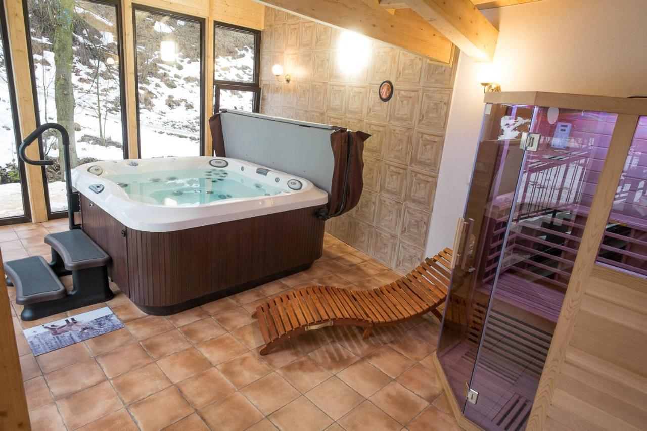 Wellness privát Štyri Lipy Villa Liptovske Revuce Exteriör bild